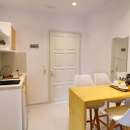 Aparthotel Coralli Mikri Vigla